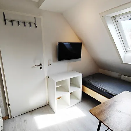 Work&stay House With Terrace In Heidenheim